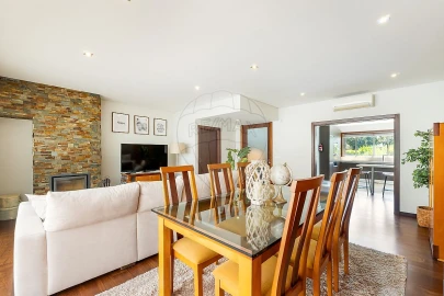 Moradia T3 para Venda em Oliveira do Douro