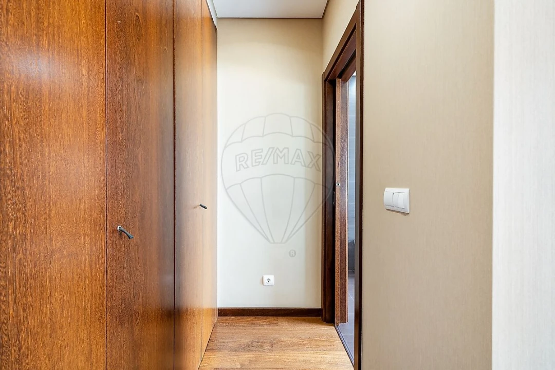 Moradia T3 para Venda em Oliveira do Douro Foto 16