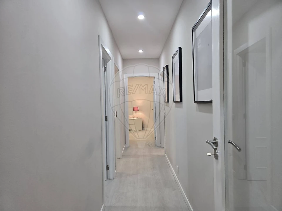 Apartamento T3 para Venda em Pedrouços Foto 14