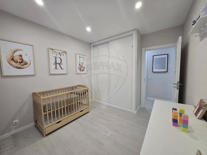 Apartamento T3 para Venda em Pedrouços Foto 18