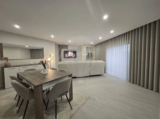 Apartamento T3 para Venda em Pedrouços Foto 4