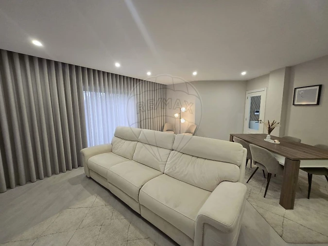 Apartamento T3 para Venda em Pedrouços Foto 7