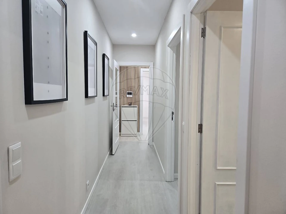 Apartamento T3 para Venda em Pedrouços Foto 23