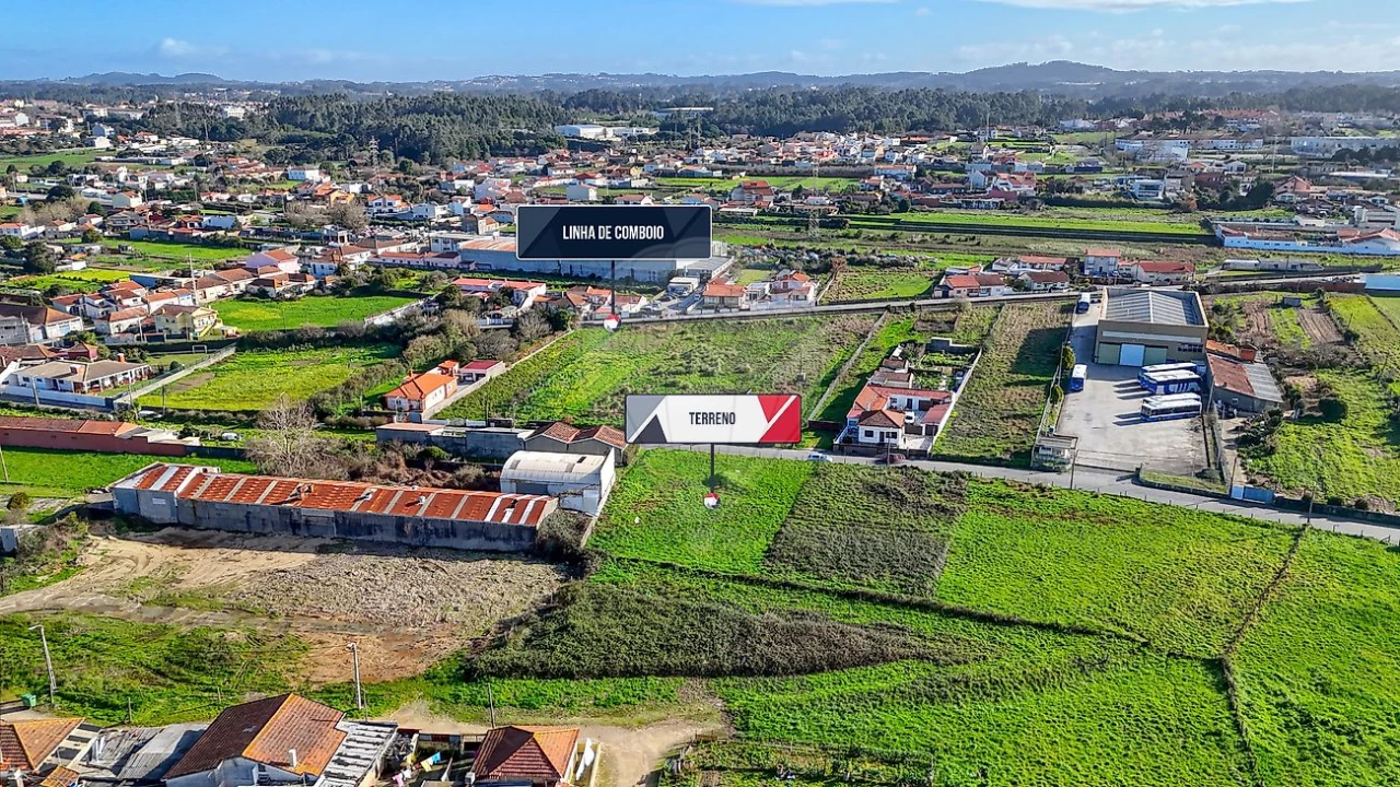 Terreno para Venda em Espinho Foto 13