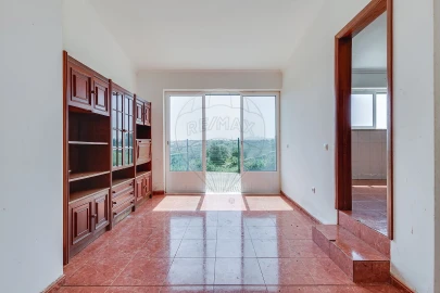 Moradia T2 para Venda em São João das Lampas e Terrugem