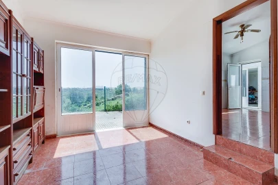 Moradia T2 para Venda em São João das Lampas e Terrugem