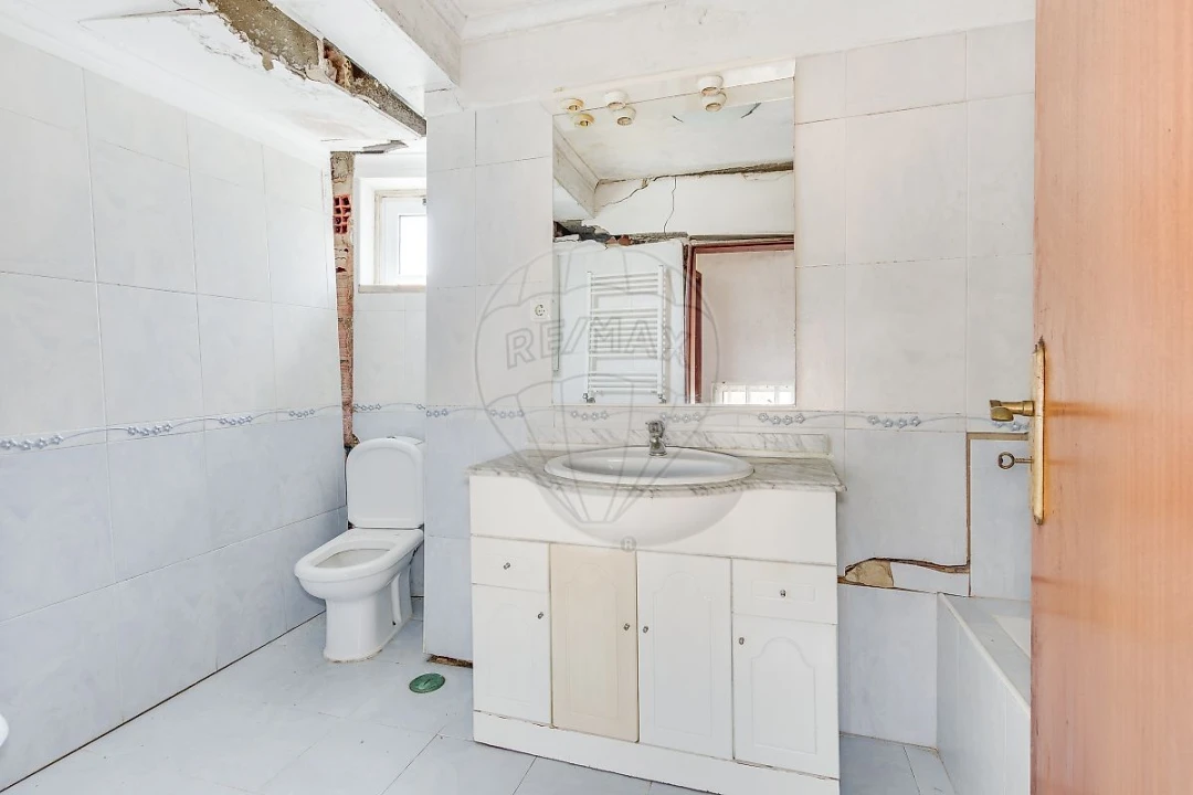 Moradia T2 para Venda em São João das Lampas e Terrugem Foto 29