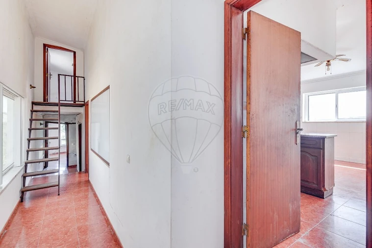 Moradia T2 para Venda em São João das Lampas e Terrugem Foto 18