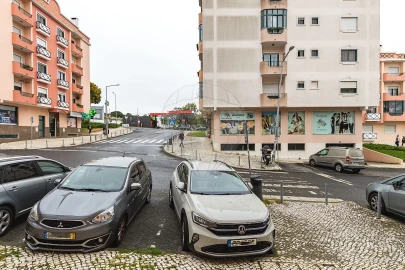 Apartamento T2 para Venda em Algueirão-Mem Martins