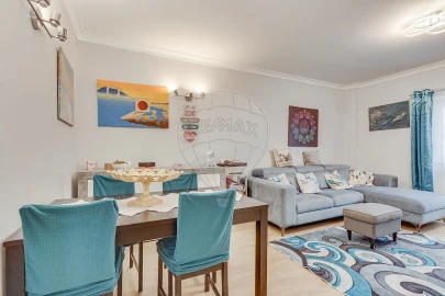 Apartamento T2 para Venda em Algueirão-Mem Martins