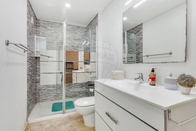 Apartamento T2 para Venda em Algueirão-Mem Martins