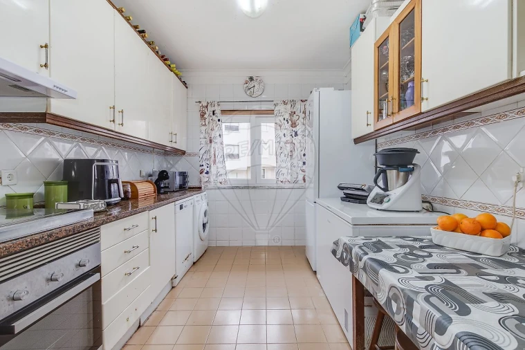 Apartamento T2 para Venda em Algueirão-Mem Martins Foto 20