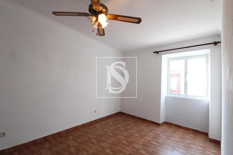 Moradia T2 para Venda em Povoação Foto 4