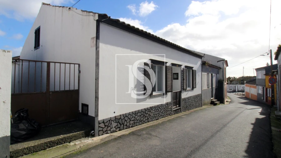 Moradia T2 para Venda em Povoação