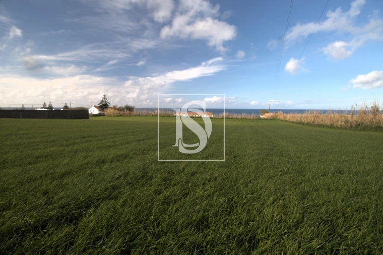 Terreno para Venda em Mosteiros Foto 3