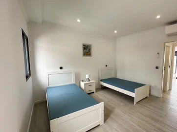 Moradia T4 para Venda em Maia