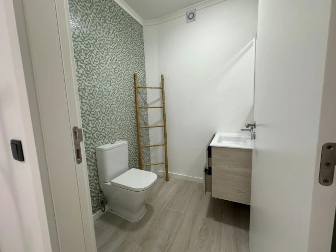 Moradia T4 para Venda em Maia Foto 11