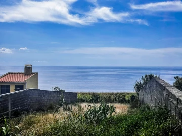 Terreno para Venda em Feteiras