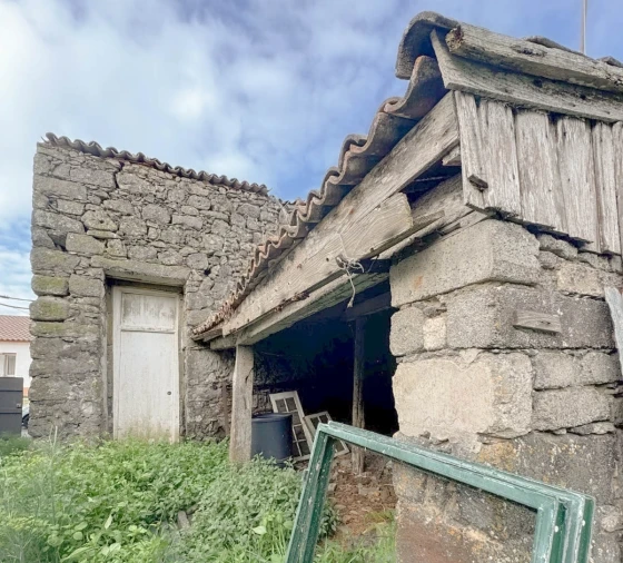 Moradia T2 para Venda em Relva Foto 6