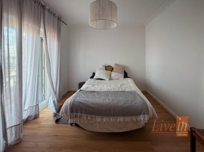 Moradia T5 para Venda em Silveira Foto 16