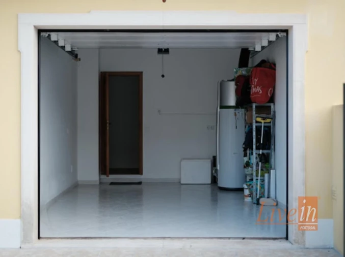 Moradia T5 para Venda em Silveira Foto 32