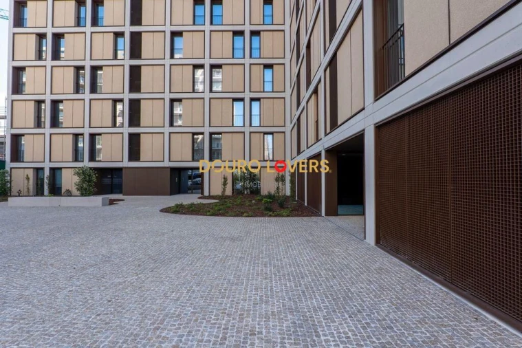 Apartamento T3 para Venda em Santa Marinha e São Pedro da Afurada Foto 8