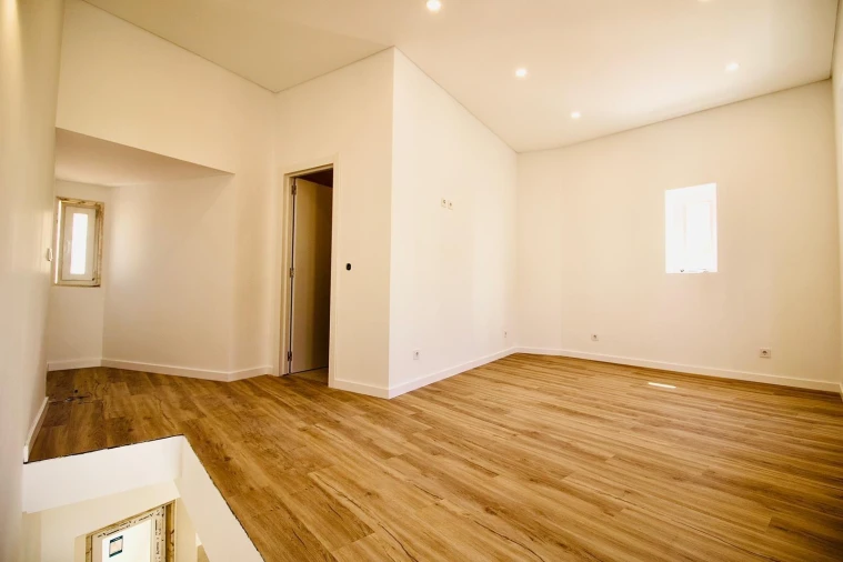 Apartamento T1 para Venda em Agualva e Mira-Sintra Foto 10