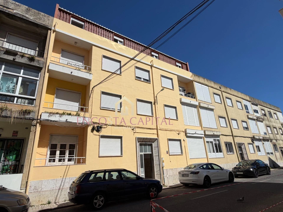 Apartamento T2 para Venda em Queluz e Belas Foto 15