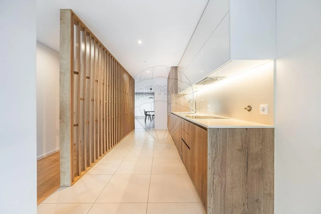 Moradia T3 para Venda em Vila Nova de Famalicão e Calendário Foto 1