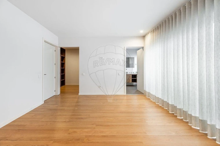 Moradia T3 para Venda em Vila Nova de Famalicão e Calendário Foto 12