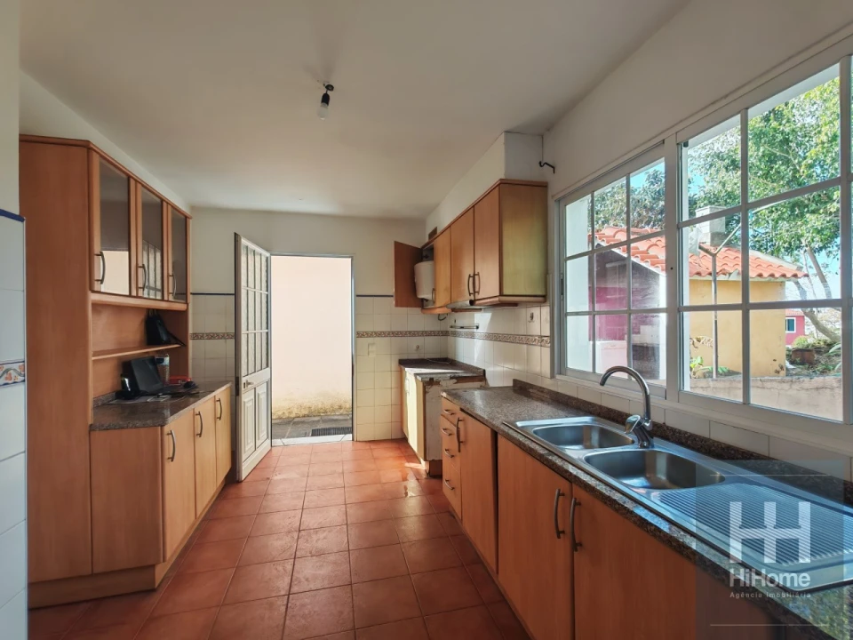 Moradia T3 para Venda em Imaculado Coração de Maria Foto 29