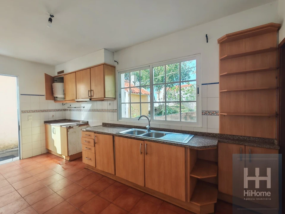 Moradia T3 para Venda em Imaculado Coração de Maria Foto 27