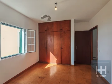 Moradia T3 para Venda em Imaculado Coração de Maria