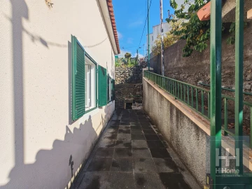 Moradia T3 para Venda em Imaculado Coração de Maria