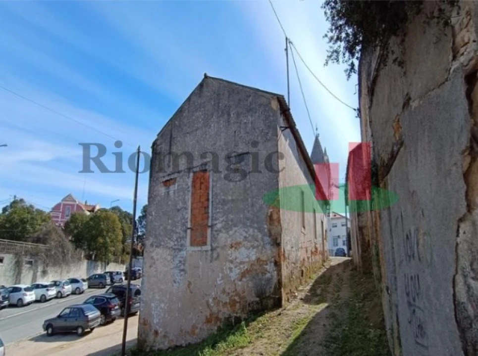 Armazém para Venda em Alcanena e Vila Moreira Foto 1