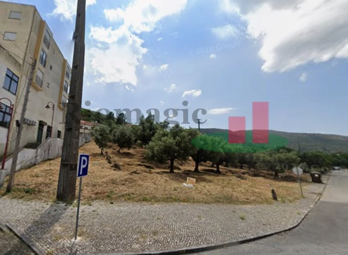 Terreno para Venda em Minde Foto 3