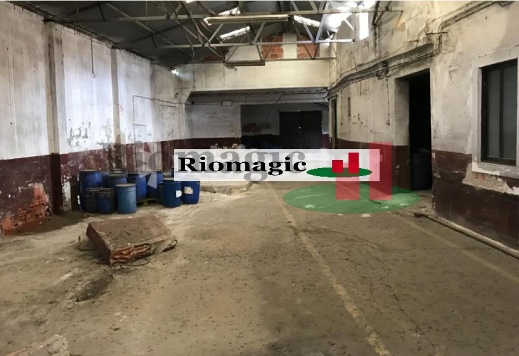 Armazém para Venda em Alcanena e Vila Moreira Foto 1