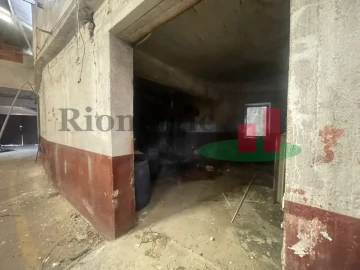 Armazém para Venda em Alcanena e Vila Moreira