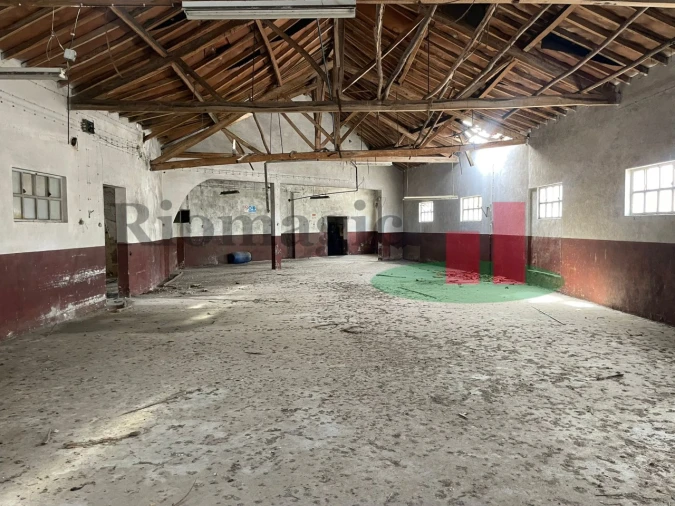 Armazém para Venda em Alcanena e Vila Moreira Foto 19