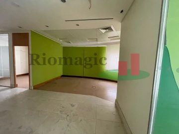 Escritório para Venda em Maceira