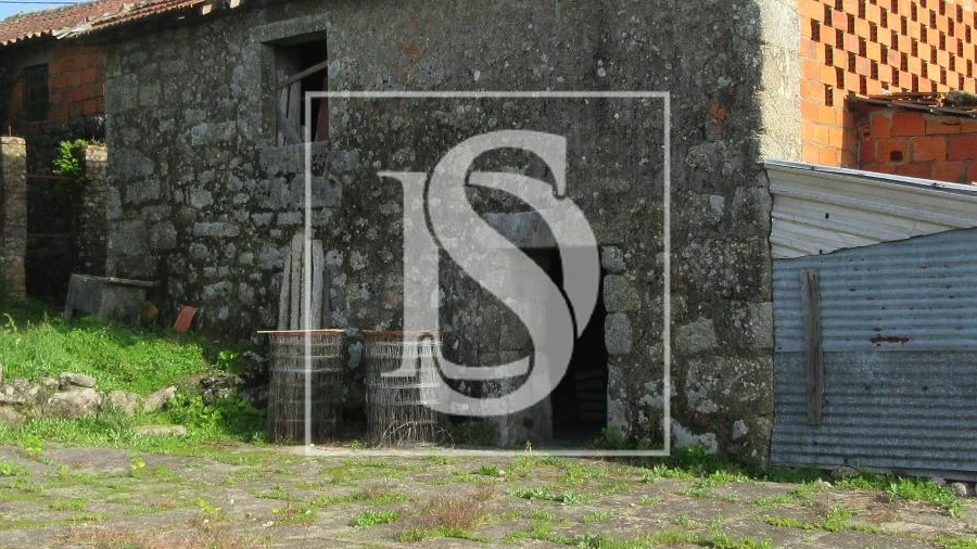 Quinta T0 para Venda em Campo de Besteiros
