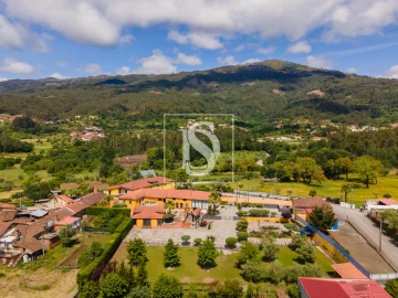 Quinta T8 para Venda em Castelões