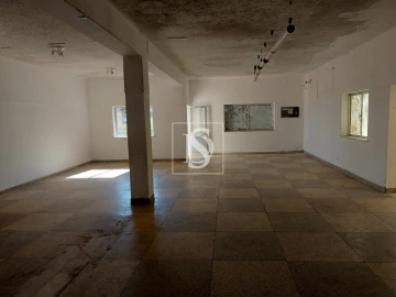 Prédio para Venda em Santiago de Besteiros