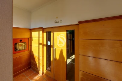 Prédio para Venda em Santiago de Besteiros