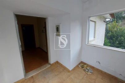 Prédio para Venda em Santiago de Besteiros