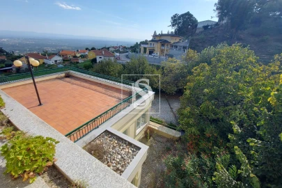 Prédio para Venda em Santiago de Besteiros