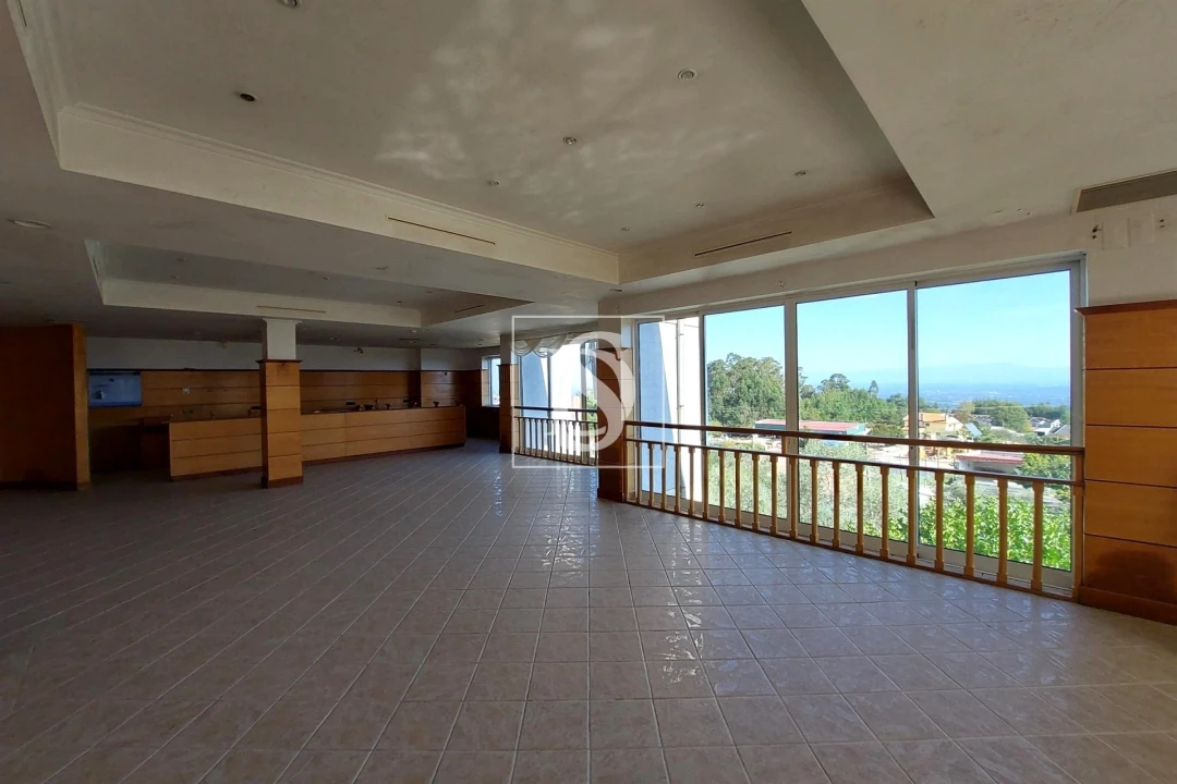 Prédio para Venda em Santiago de Besteiros Foto 13