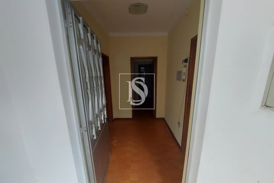 Prédio para Venda em Santiago de Besteiros Foto 26