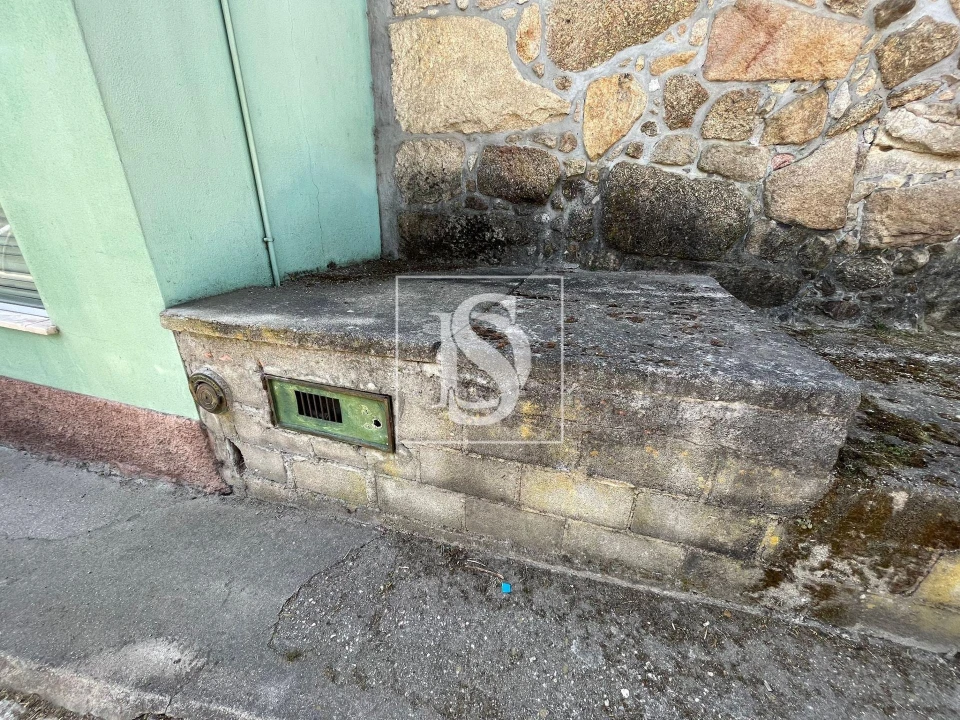 Negócio para Venda em Tondela e Nandufe Foto 3