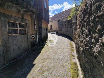 Moradia T3 para Venda em Gouveia (São Pedro e São Julião)